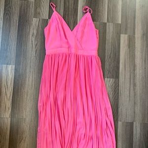 Lulu’s midi sundress!